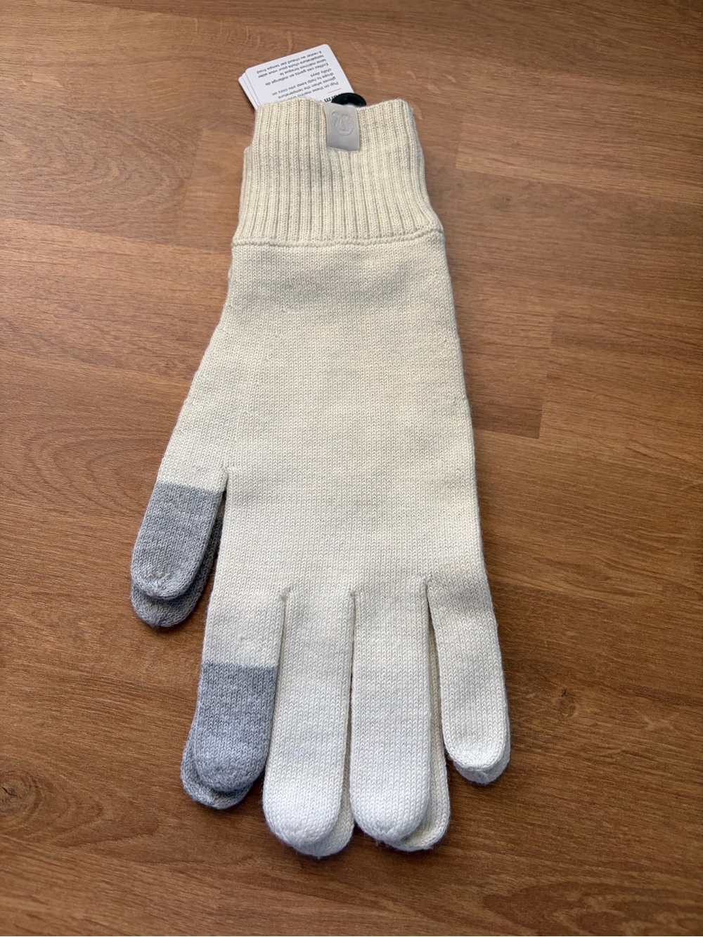 Lululemon Warm Revelation Merino Wool Blend Gloves Ivory Grey Size L NWT
